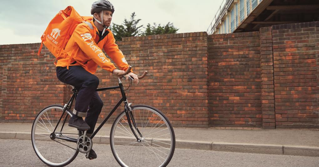 Just Eat-sindacati, contratto di lavoro subordinato per i rider